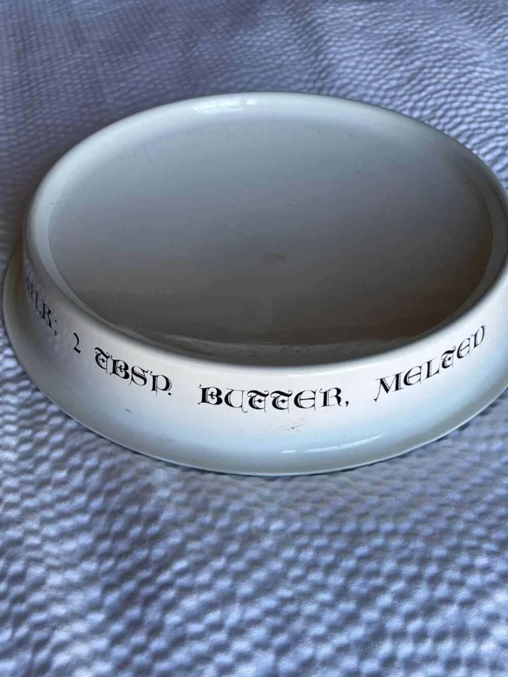 Farmhouse Folk Art White Enamel Aluminum Crepe Pan Bowl